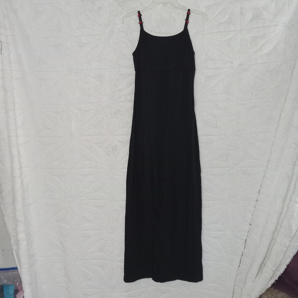 VINTAGE BYER TOO! CALIFORNIA LONG BLACK DRESS MADE IN USA RED ROSE ACCENTS